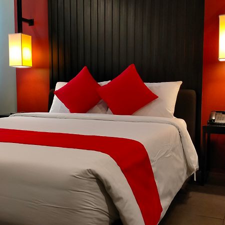 Amelie Hotel Manila Bagian luar foto