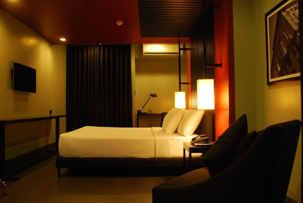 Amelie Hotel Manila Bagian luar foto