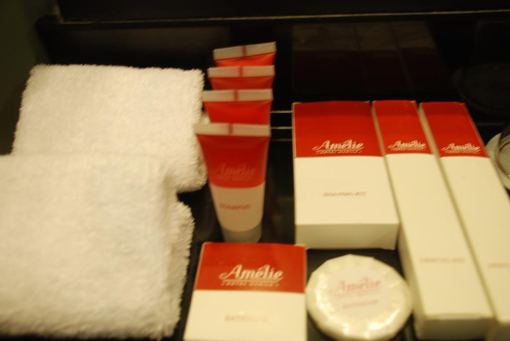 Amelie Hotel Manila Bagian luar foto