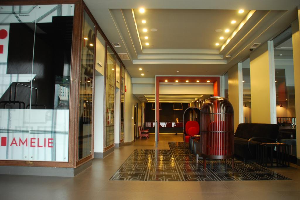 Amelie Hotel Manila Bagian luar foto