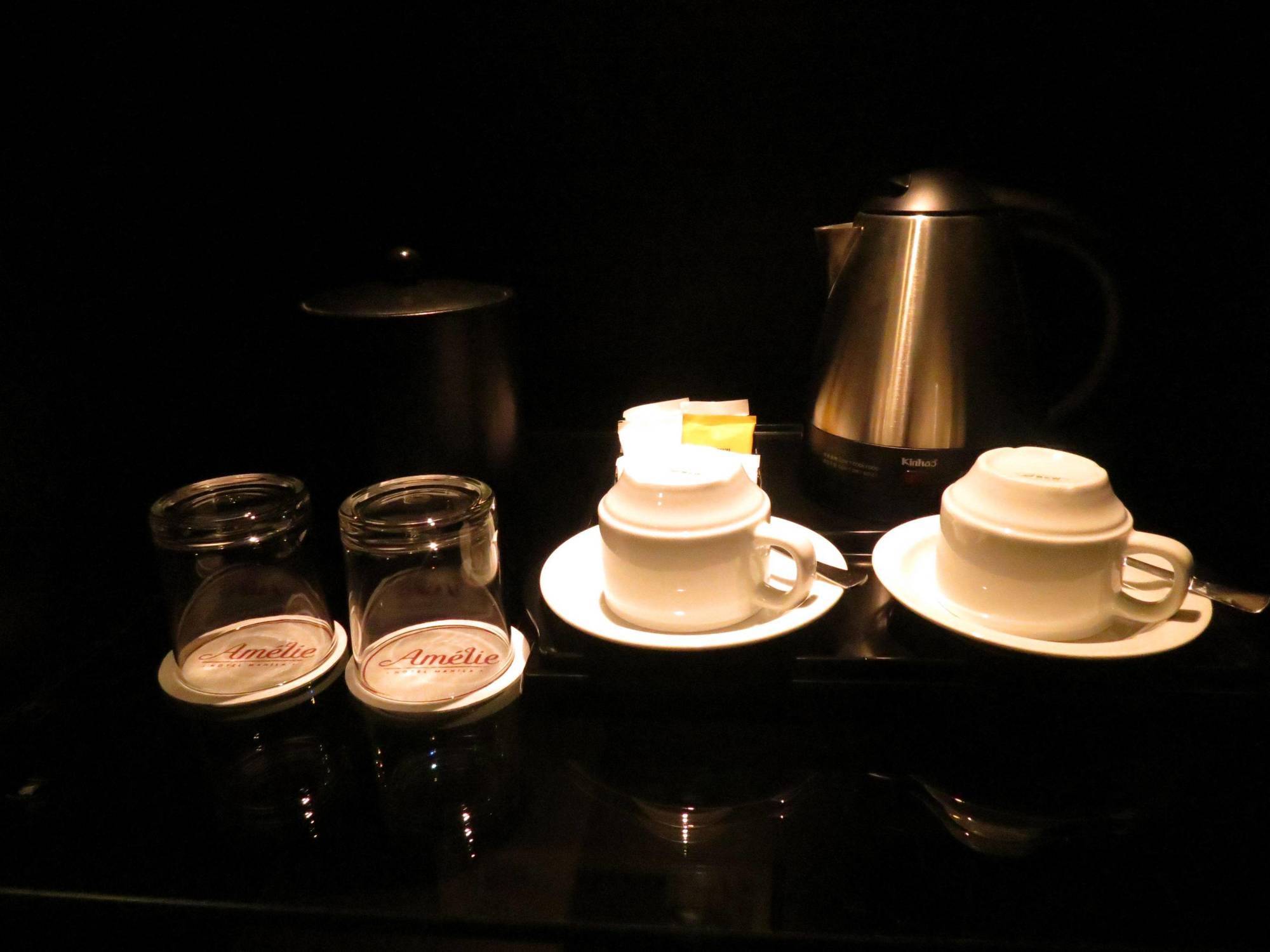 Amelie Hotel Manila Bagian luar foto