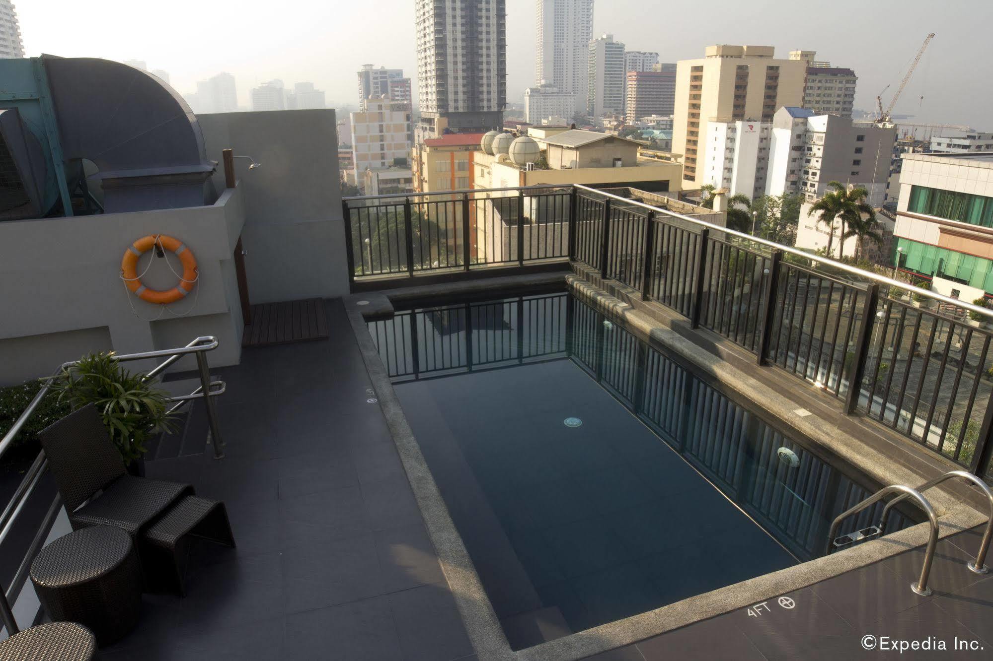 Amelie Hotel Manila Bagian luar foto